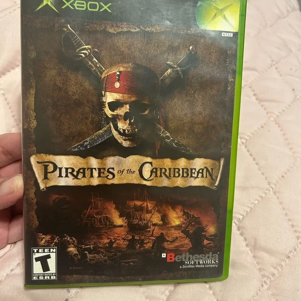 Green Xbox Video Game Case for Pirates of the Caribbean